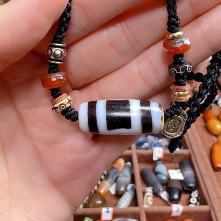 玛瑙/玉髓手串未镶嵌