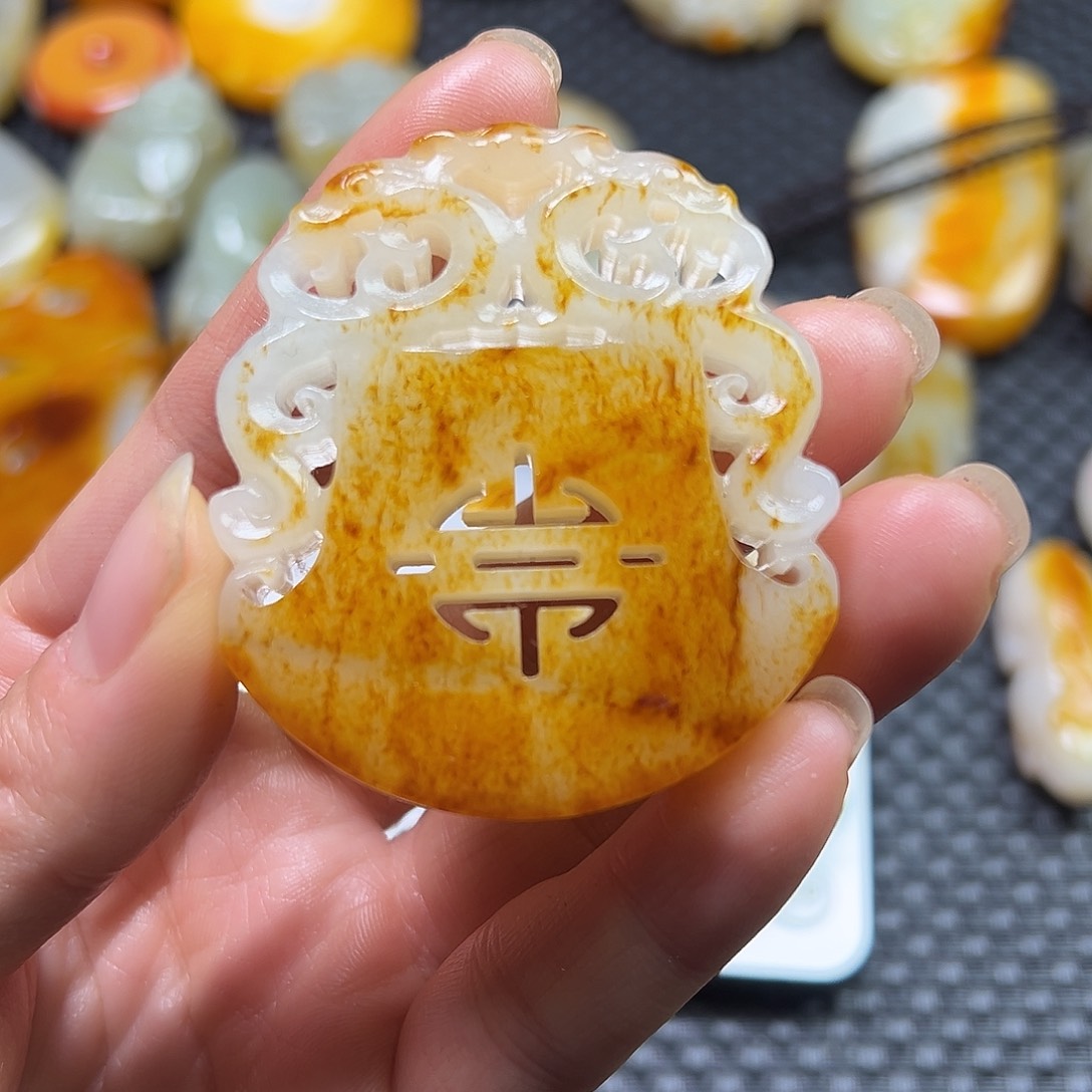 和田玉挂件未镶嵌天**仙