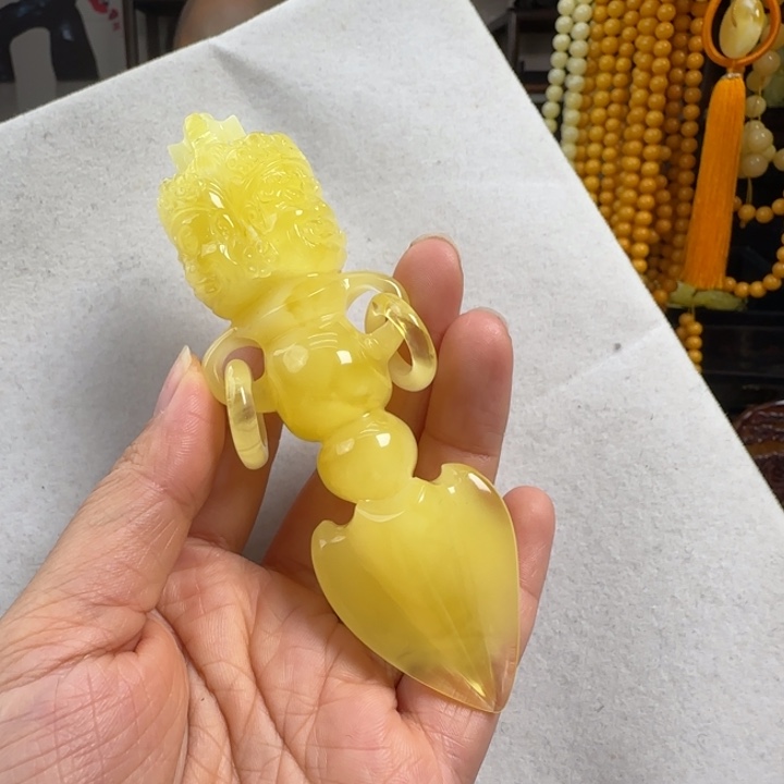 蜜蜡珠宝奇石未镶嵌