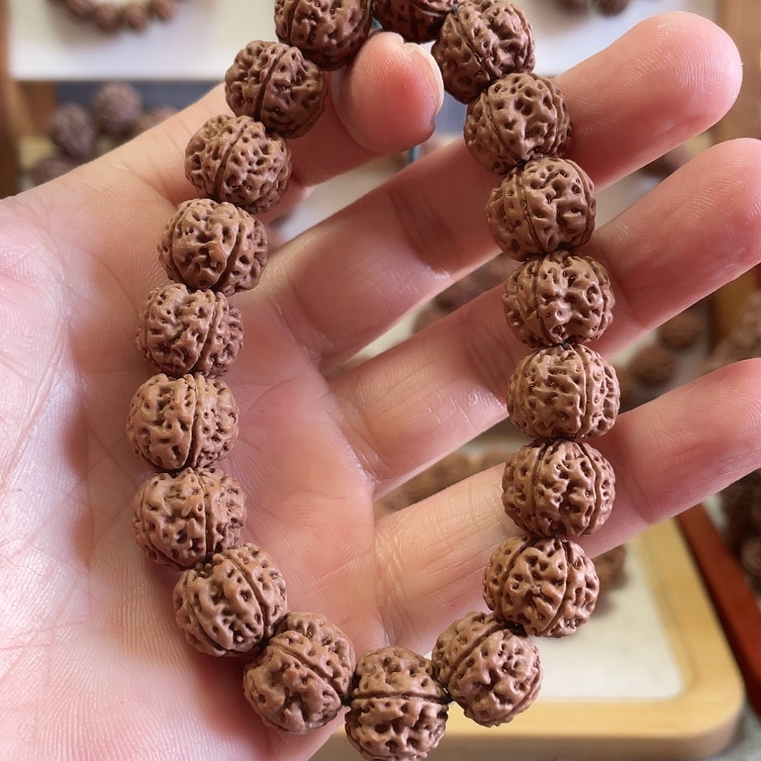 金刚菩提手串头货凹底梅花