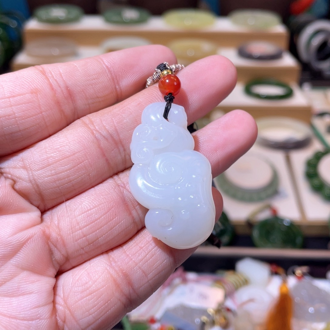 和田玉高品白玉如意吊坠未镶嵌