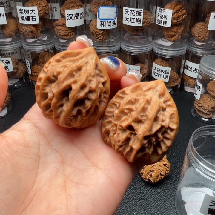 文玩核桃吊坠曹大龙38