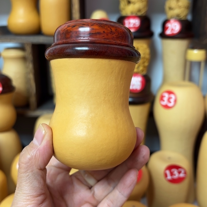 够*们黑虫炮筒不砸底