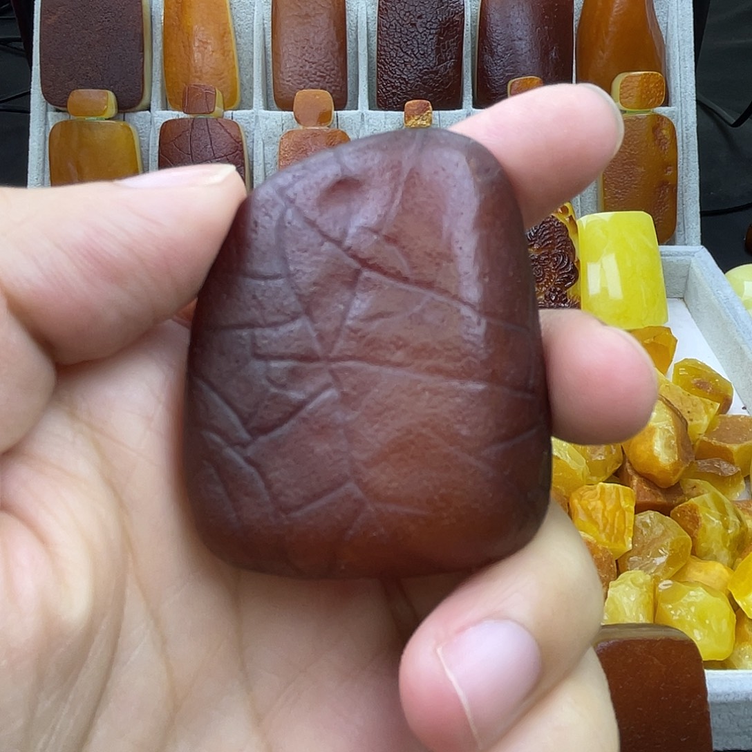 定制蜜蜡未镶嵌全皮