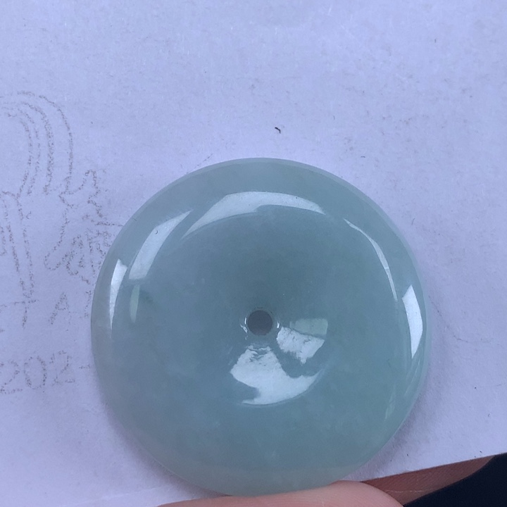 颈饰未镶嵌翡翠平安扣