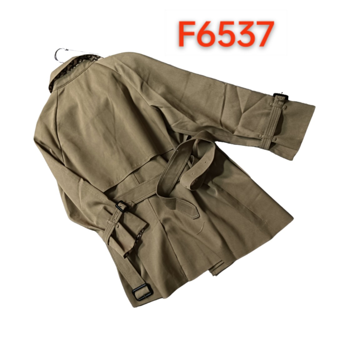 F6537内里B字母风衣