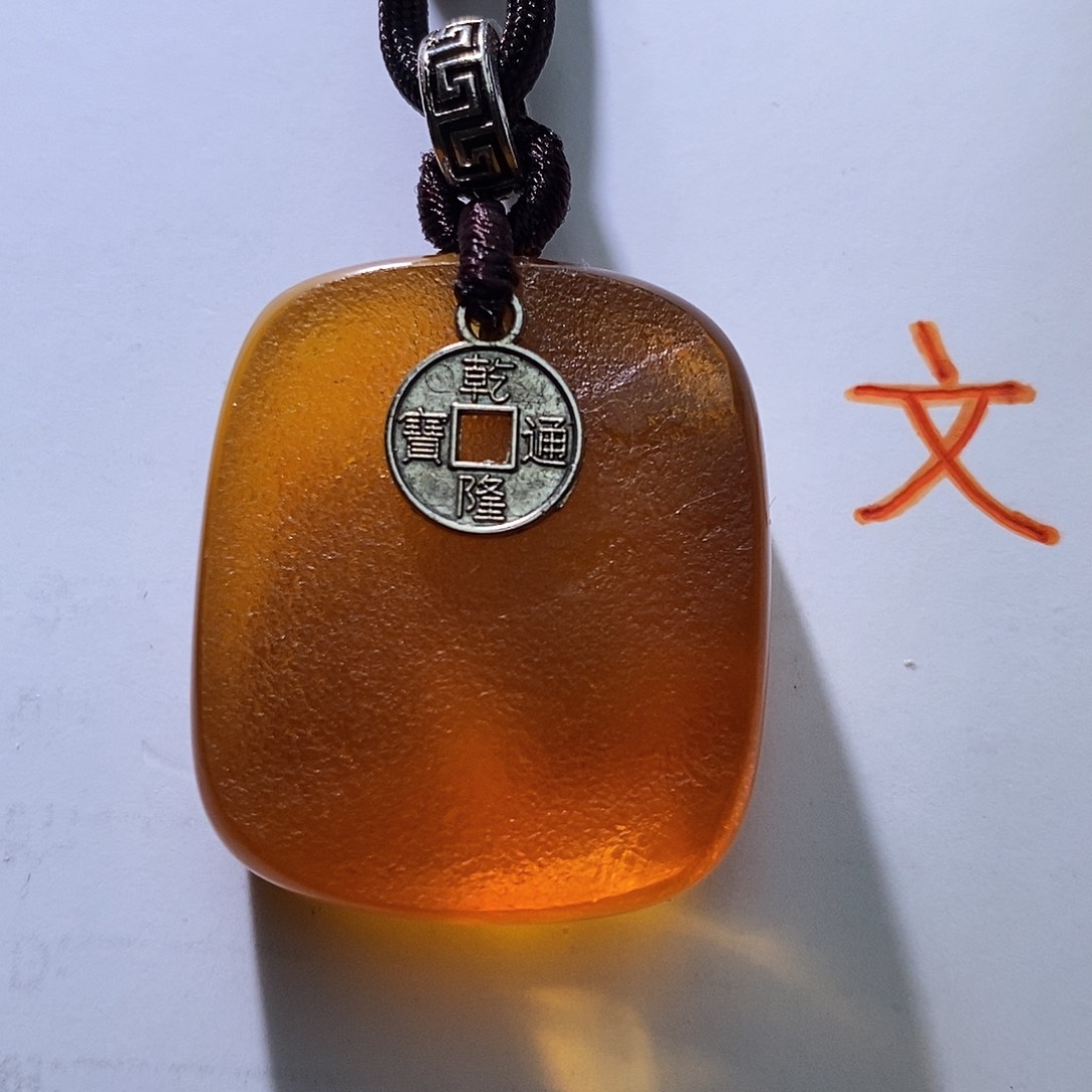 琥珀未镶嵌珠宝奇石98