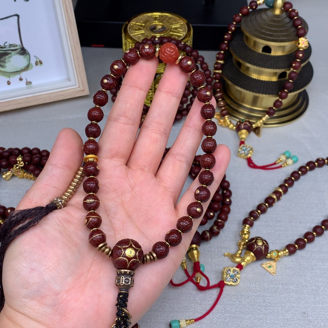 凤眼菩提吊坠8.8 满配 手持