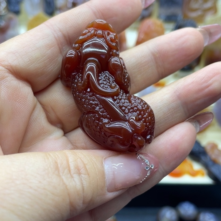 玛瑙/玉髓吊坠(赠链)未镶嵌吊坠