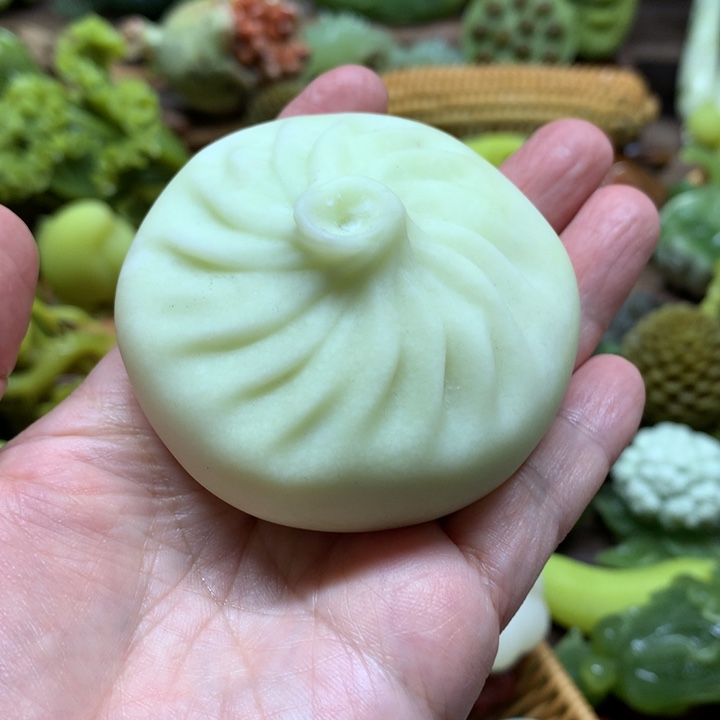 蛇纹石玉手把件未镶嵌只****到