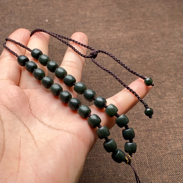 货天然纯和田玉青玉桶珠8mm项链吊坠挂绳颈饰百搭保真可调节