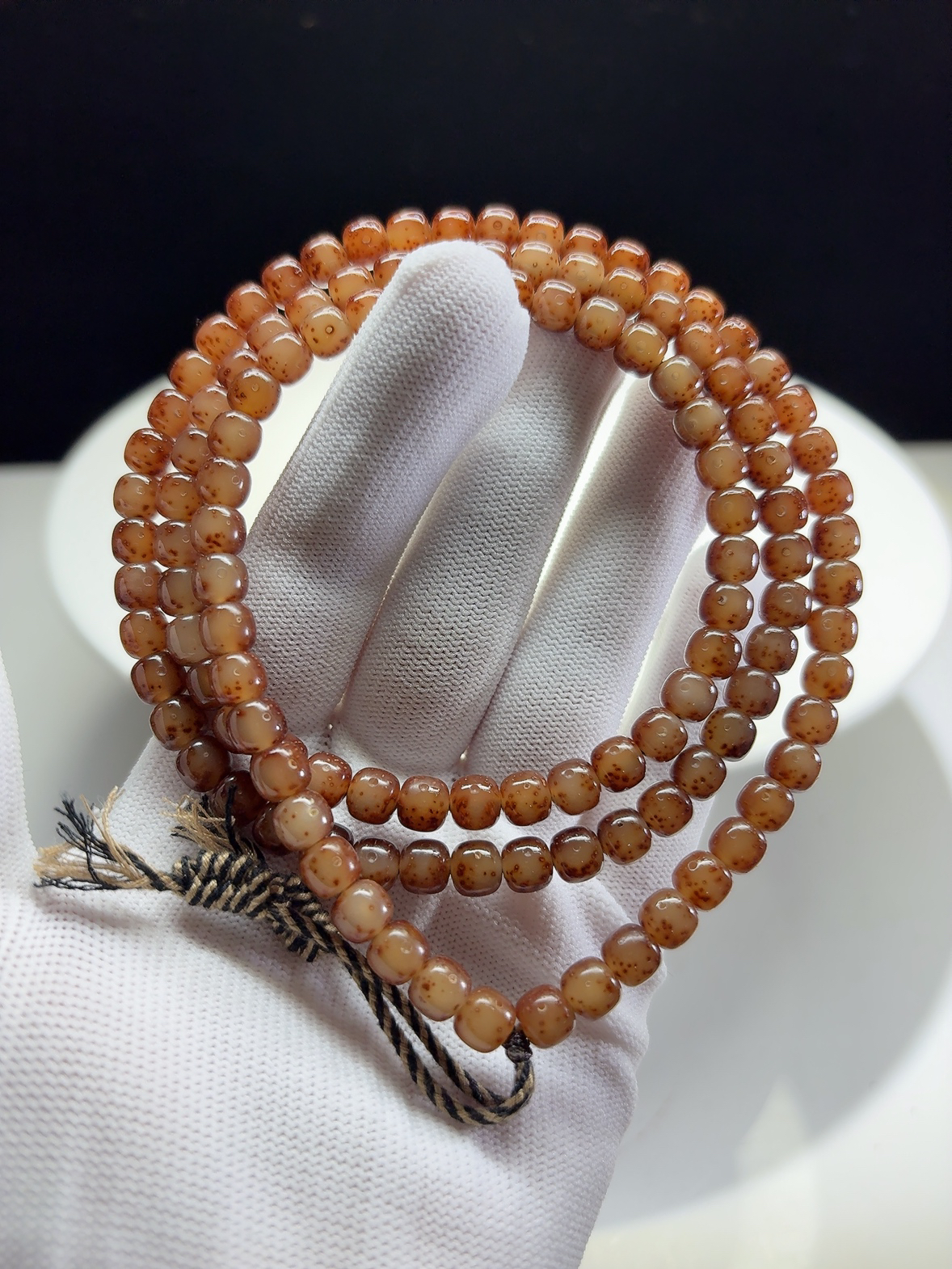 一物一图【陈籽】大留白6×7冰糖，海南毛感料虎皮玉化，月朗星稀。