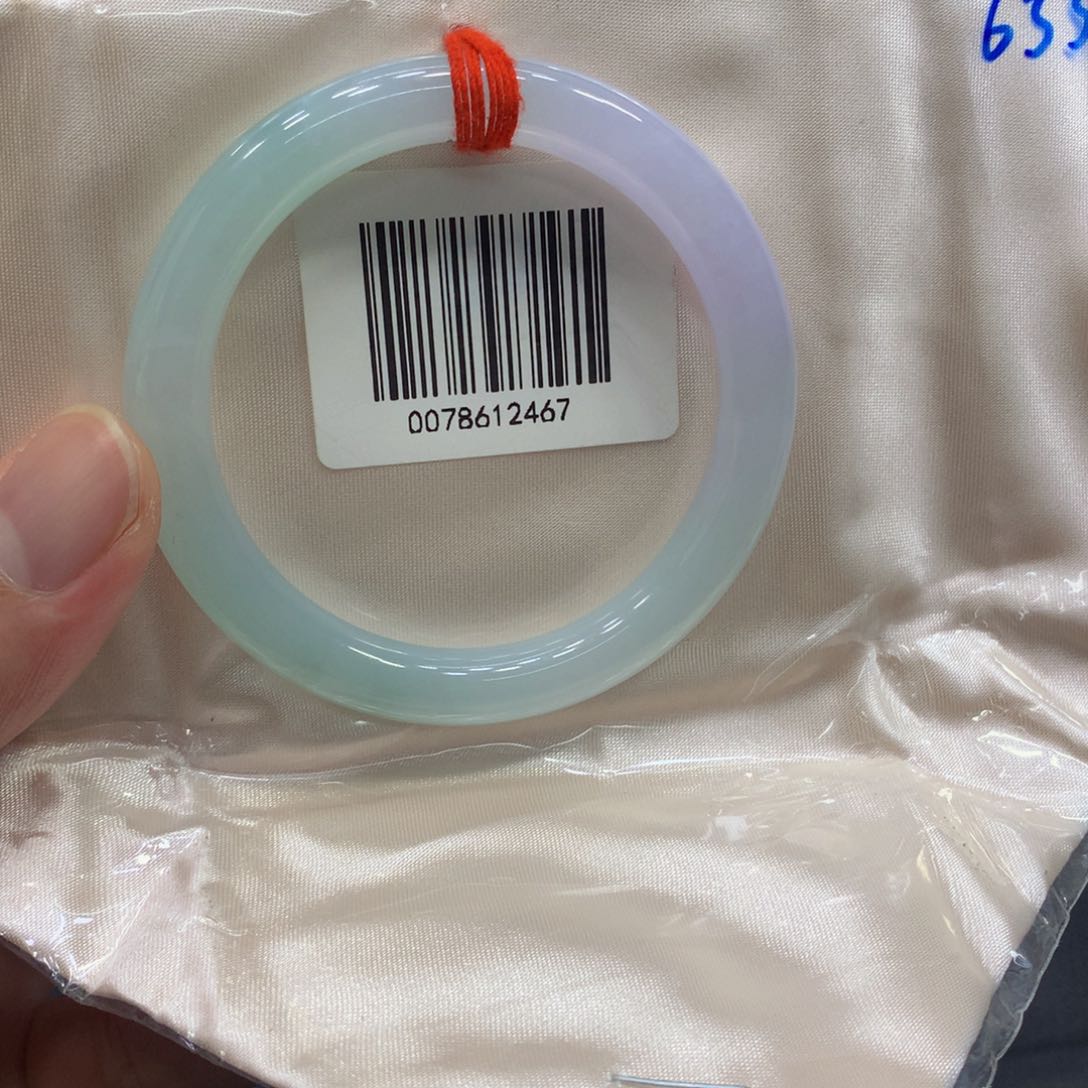 翡翠手镯（圆镯）未镶嵌