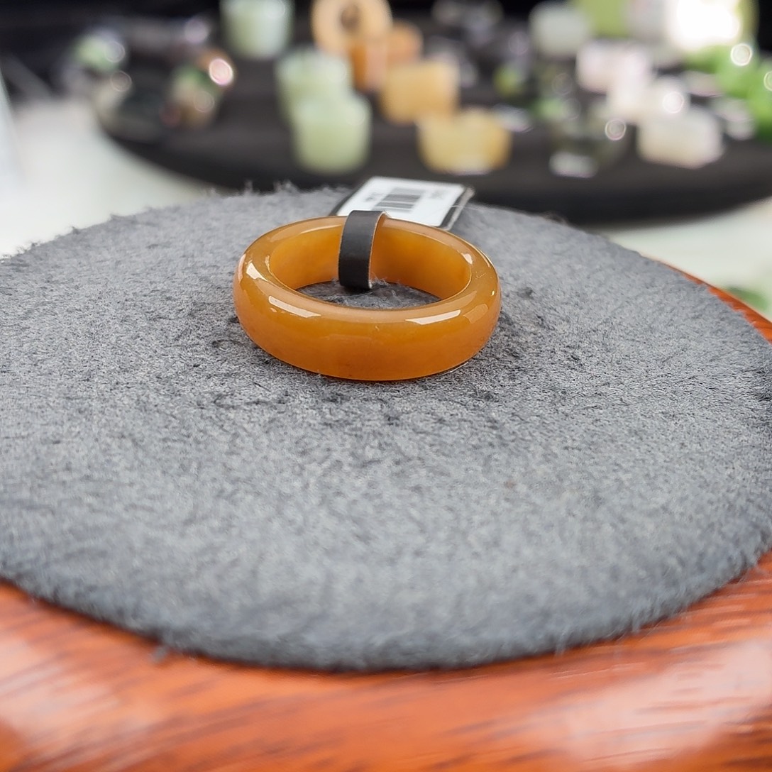 和田玉未镶嵌戒指b5橘糖窄轮胎18不退换