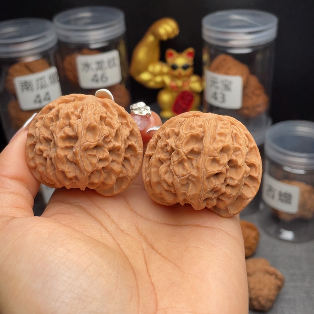 文玩核桃把件大苹果园