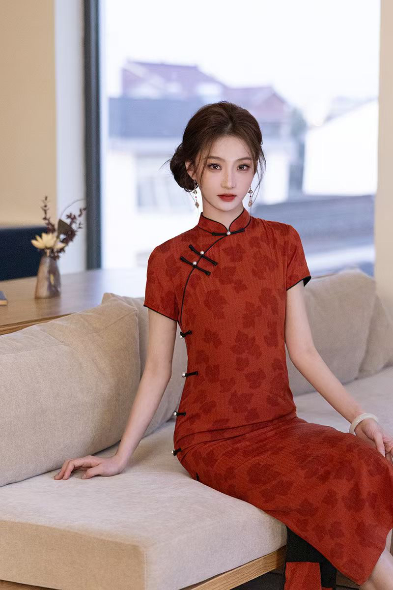 2025提花印花旗袍少女红色中式新中式花纹日常常规袖时尚短款显瘦