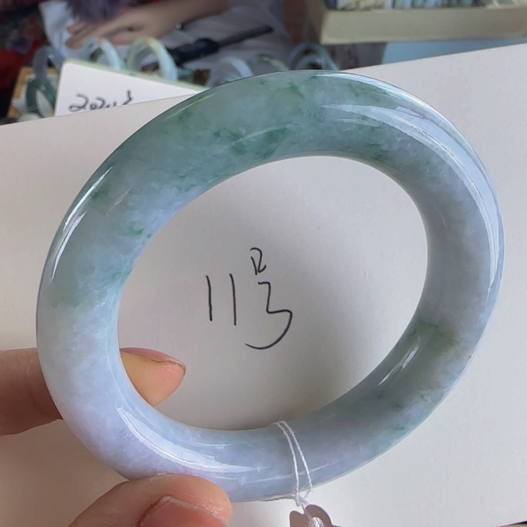 翡翠手镯未镶嵌老坑55.6圈