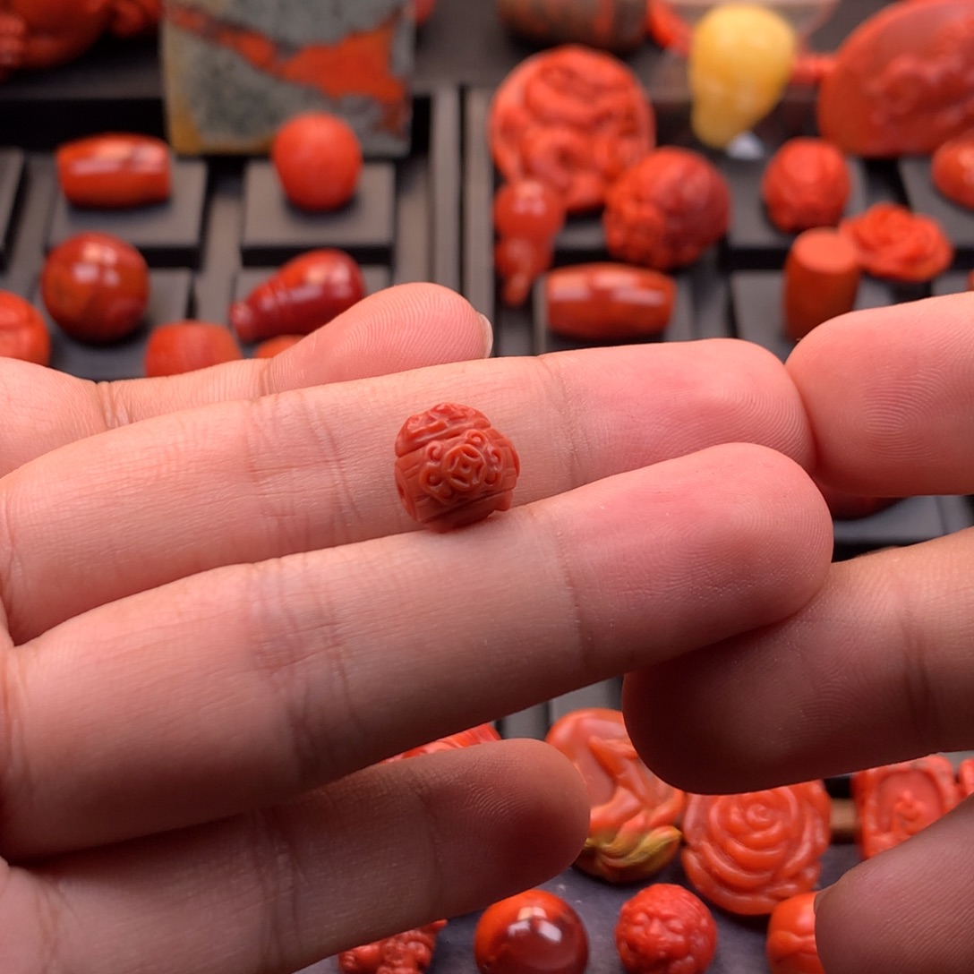 南红玛瑙未镶嵌【传仁】精工雕刻满色满肉聚宝盆顶珠10.5mm