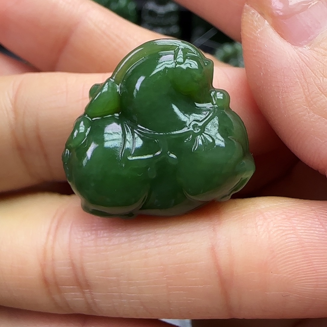 和田玉未镶嵌珠宝奇石