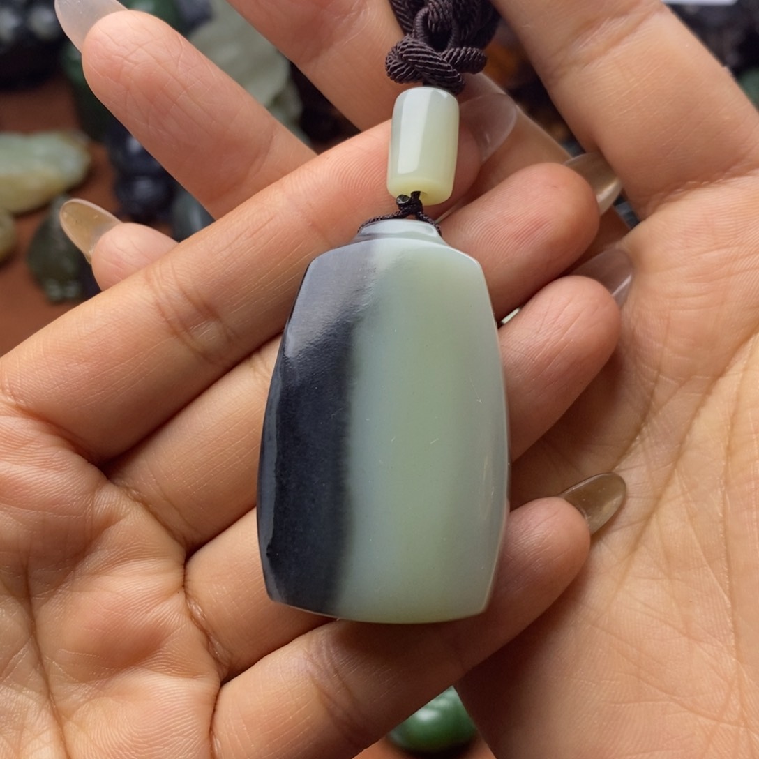 和田玉挂件未镶嵌