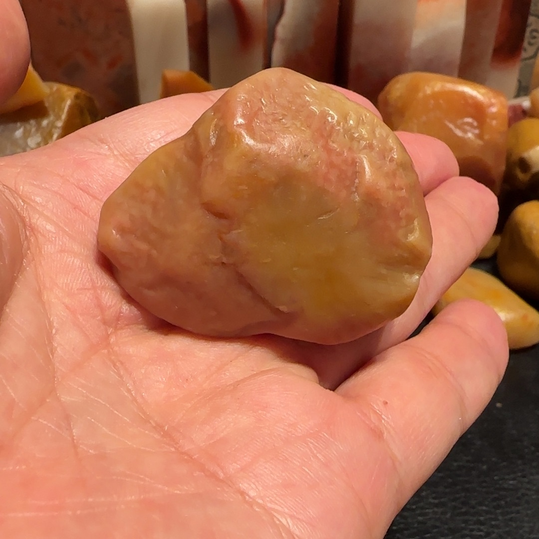 老挝石田黄．．．．．．．．