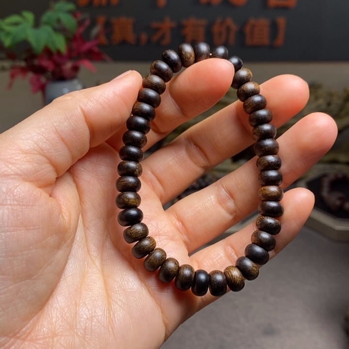 沉香手串越南富森红土瘤疤算盘珠5×8单圈