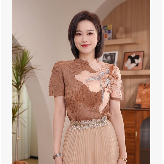 【摩登时代】Molly杏色重工半裙钉珠蕾丝腰头百褶网纱套装M2620165