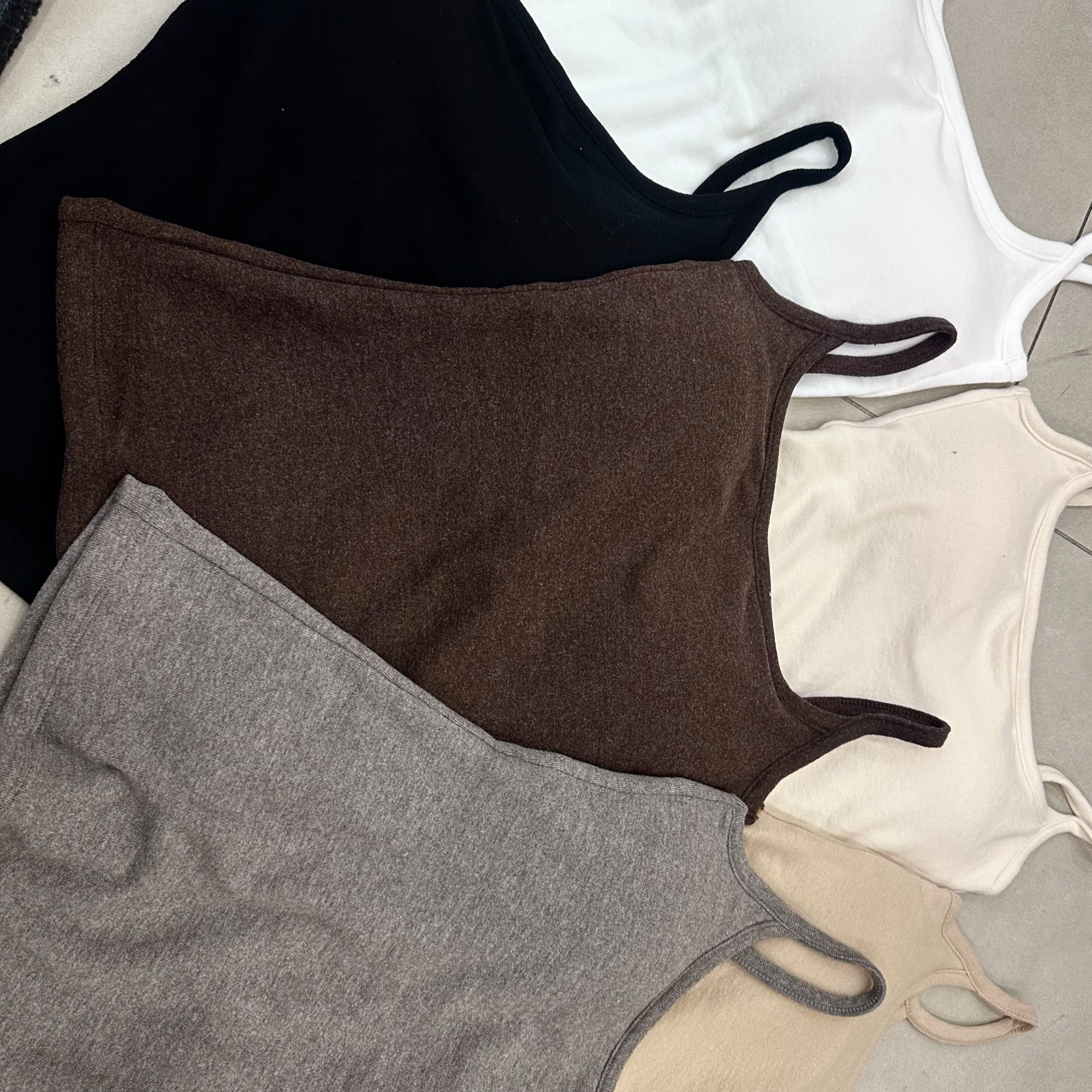 秋冬款灰色外穿内搭吊带带胸垫打底吊带