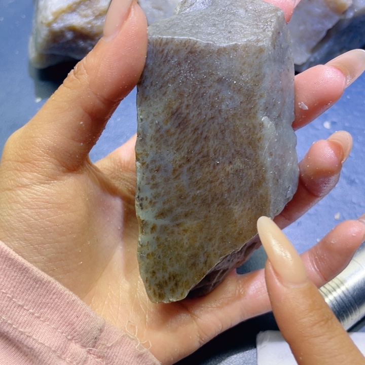 和田玉未镶嵌珠宝半成品