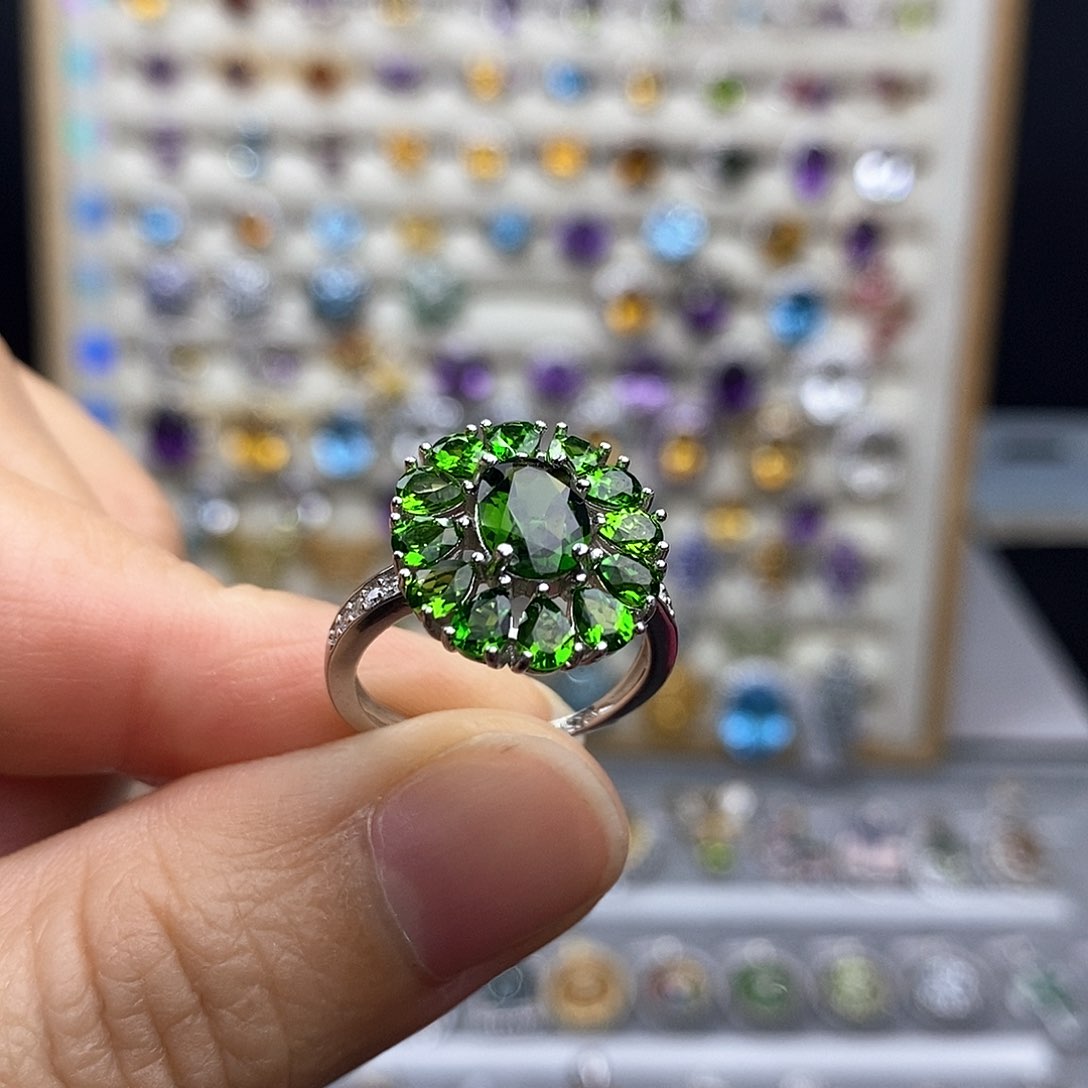 银S925镶嵌透辉石戒指一物一证