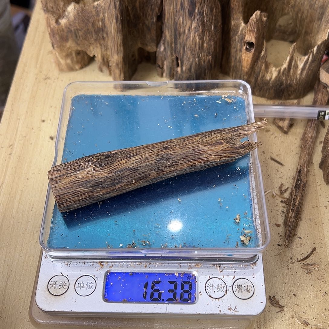 香料绿奇楠虫漏16克白棋