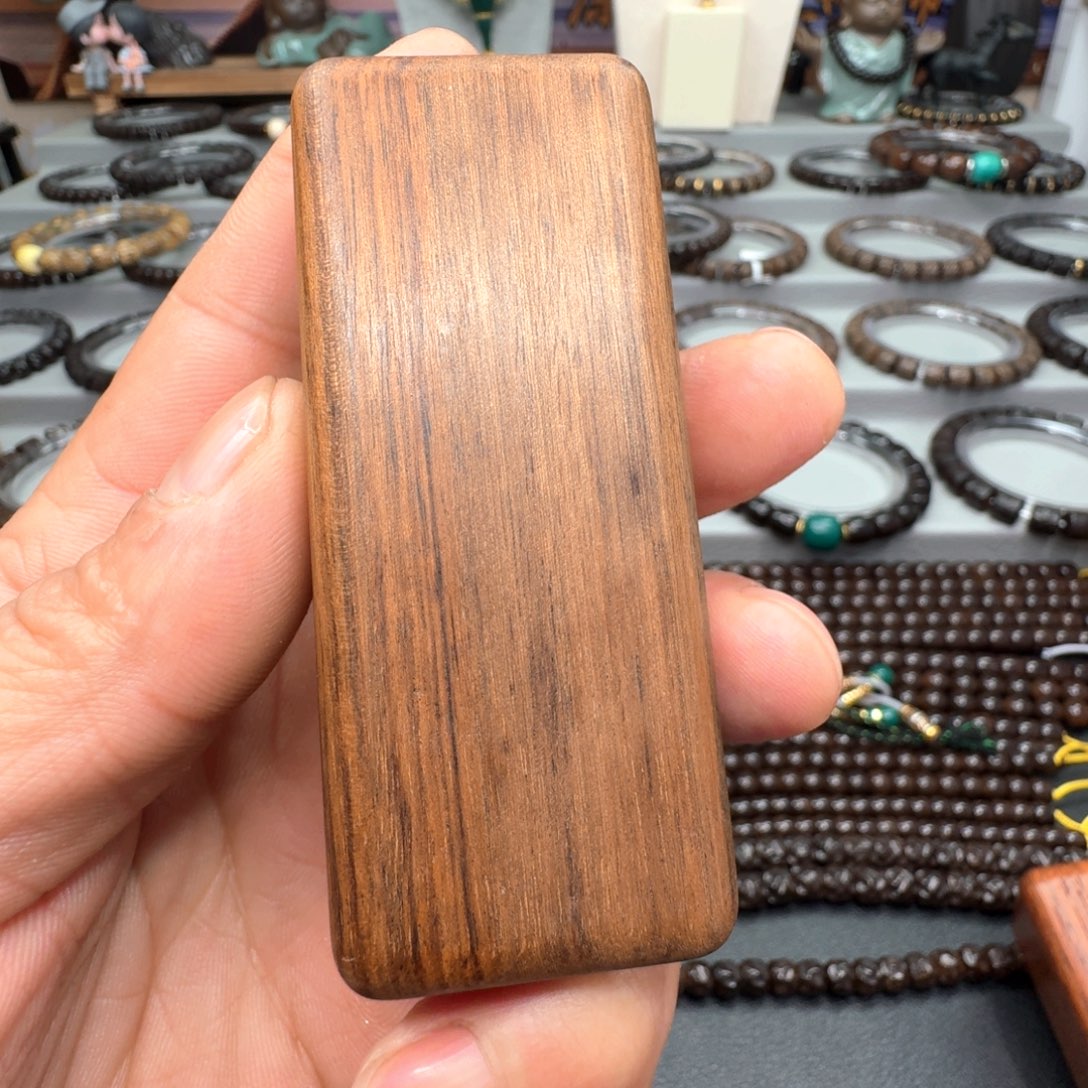 椰蒂吊坠海南木质摆件