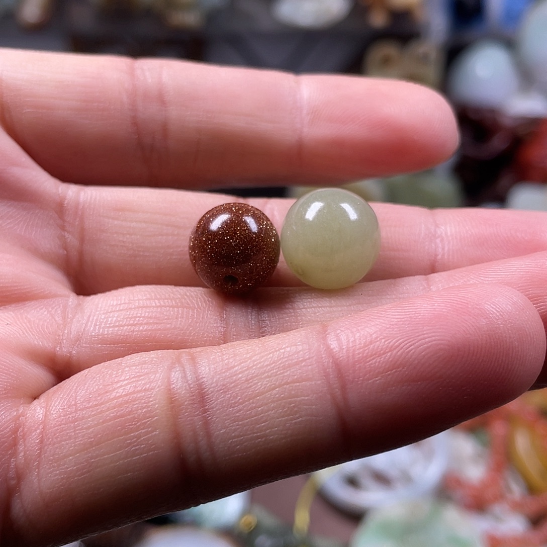 L***哥和田玉（糖玉）未镶嵌颈饰