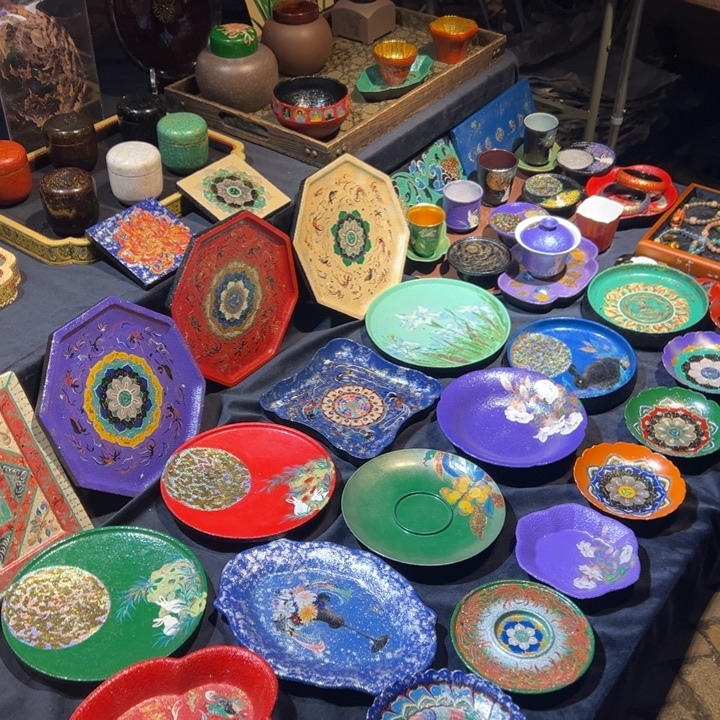 73。         陶瓷