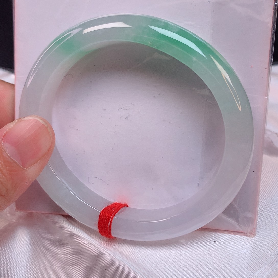 翡翠手镯（贵妃镯）未镶嵌56