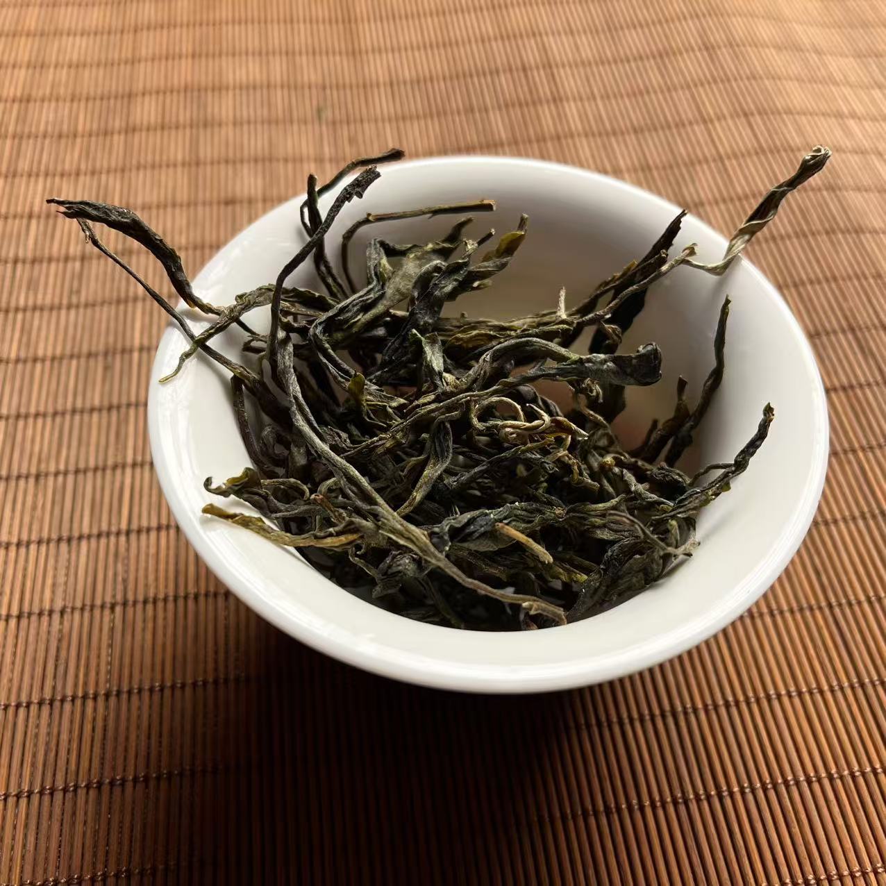 云南普洱茶生茶曼岗古树散料【2024年秋】