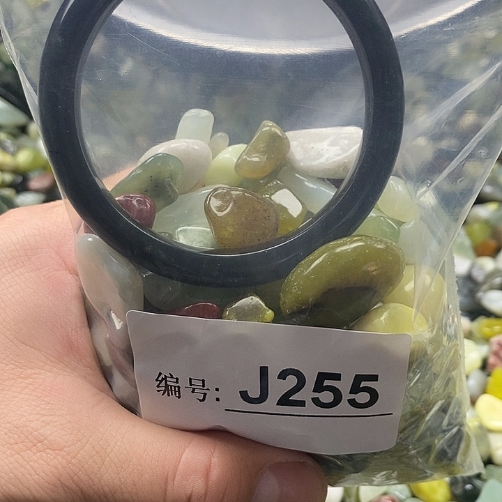 岫玉鱼缸石未镶嵌