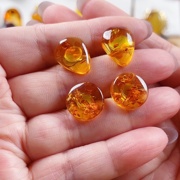 琥珀未镶嵌裸石耳钉