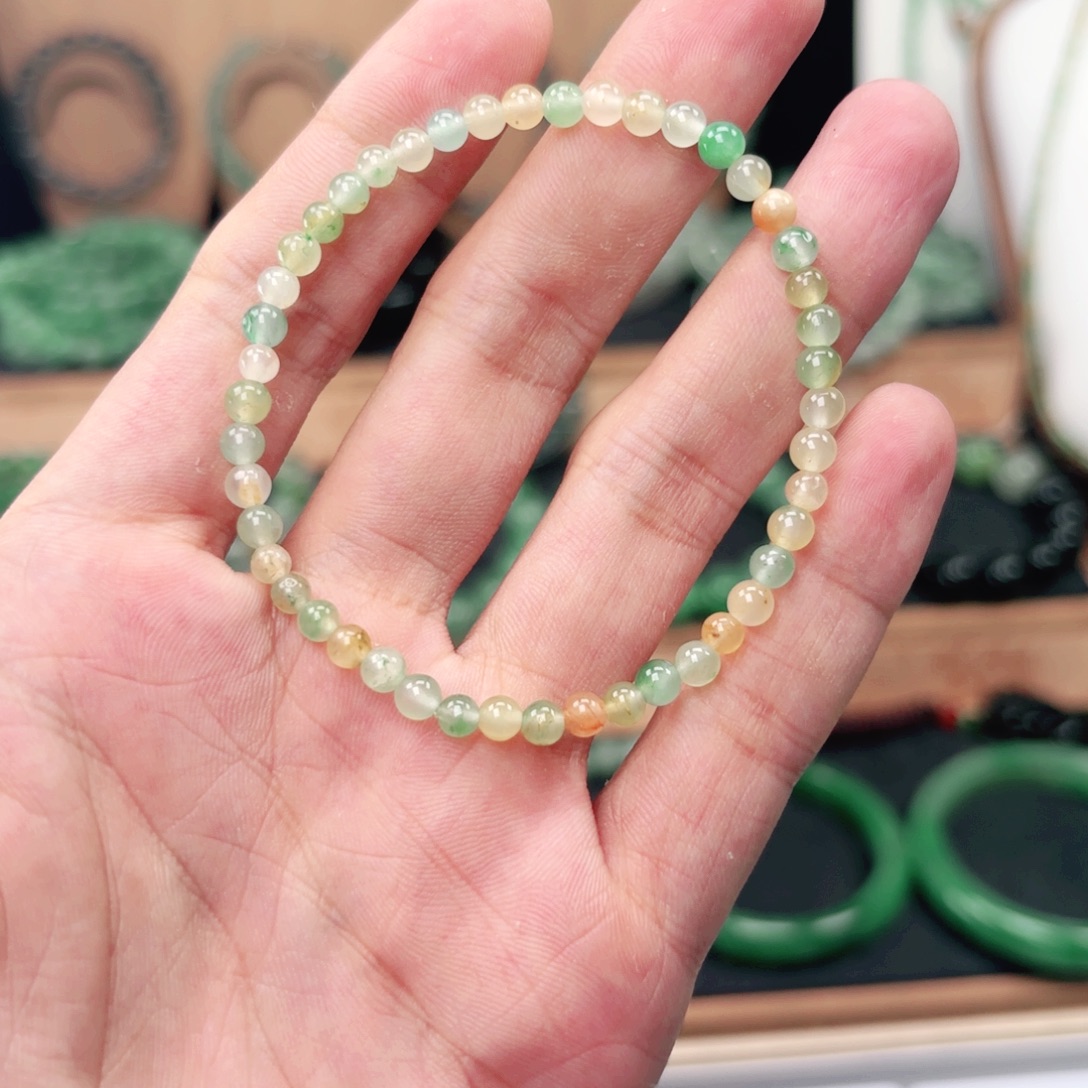 未镶嵌手链石英质玉（非洲翠）