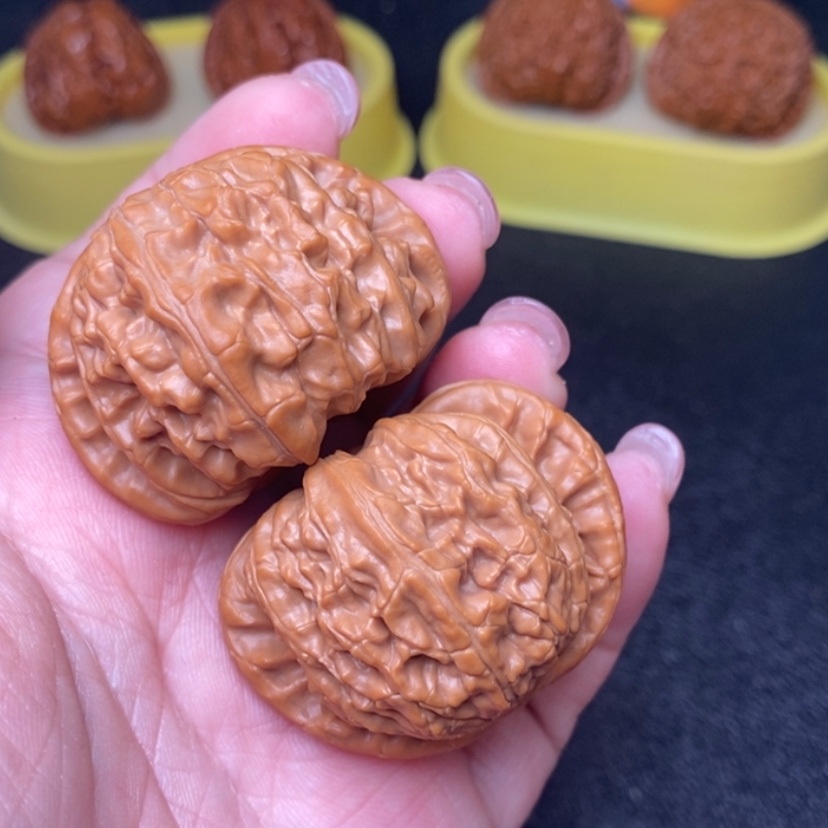 【闪购商品】文玩核桃把件331号白狮子43