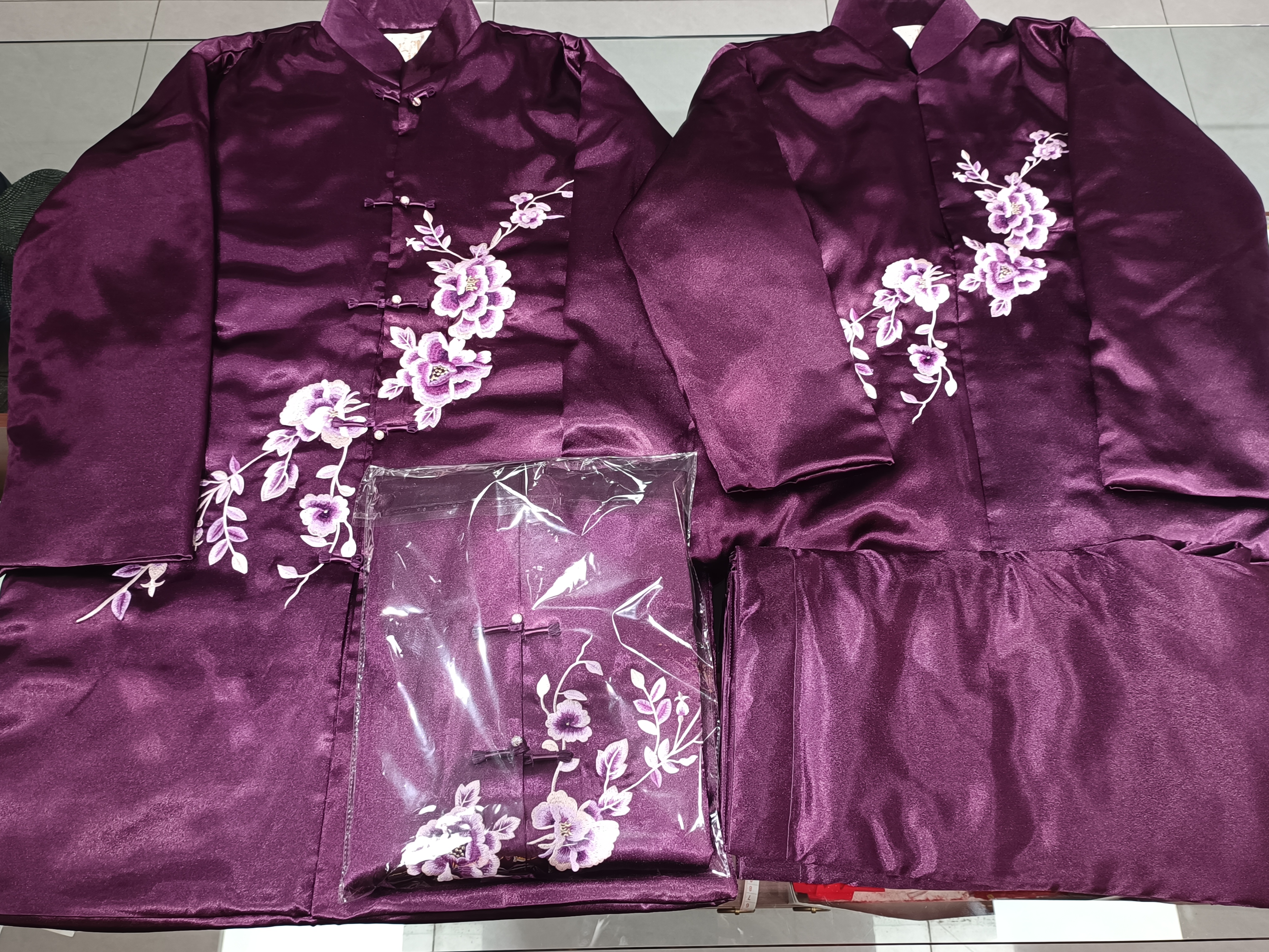 国风微柔绣花太太服复古韵味十足