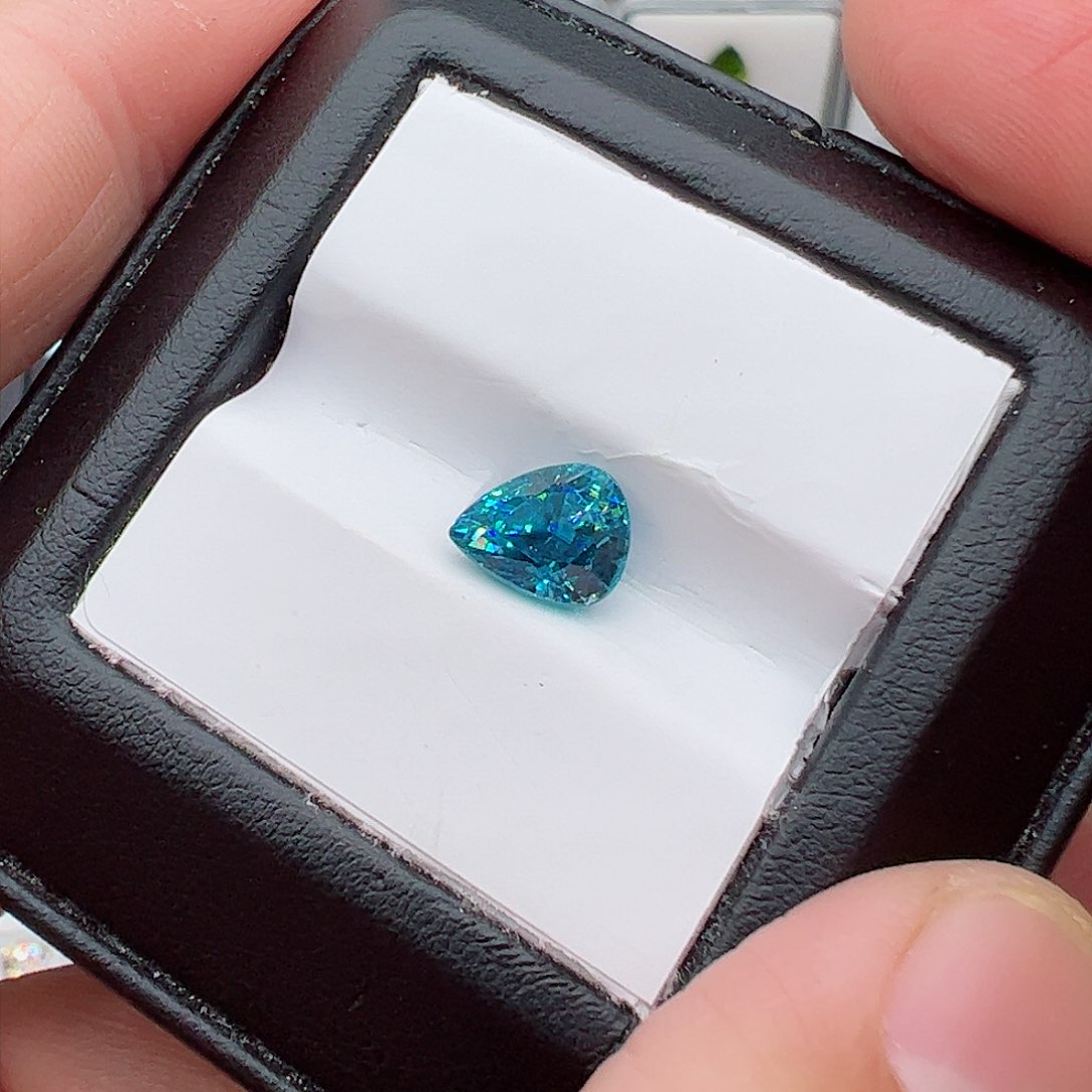 锆石2.86克拉风信子裸石未镶嵌