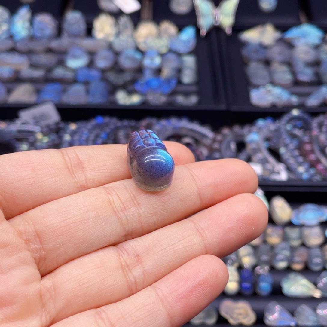 长石裸石未镶嵌今***心貔貅