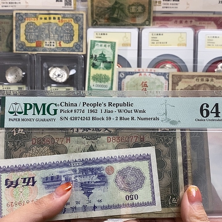涟***漪十张一套福利品。         