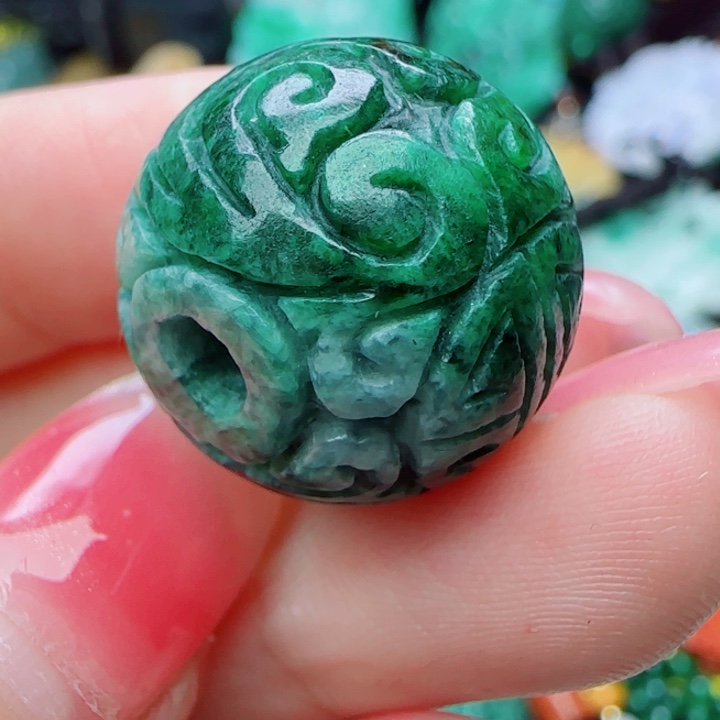 翡翠未镶嵌颈饰天然A货22