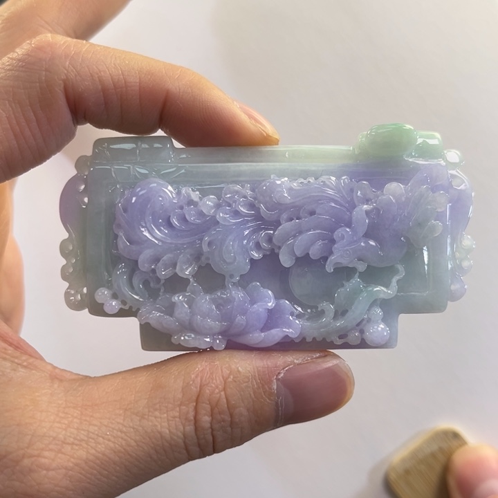 翡翠吊坠(赠链)未镶嵌代编织