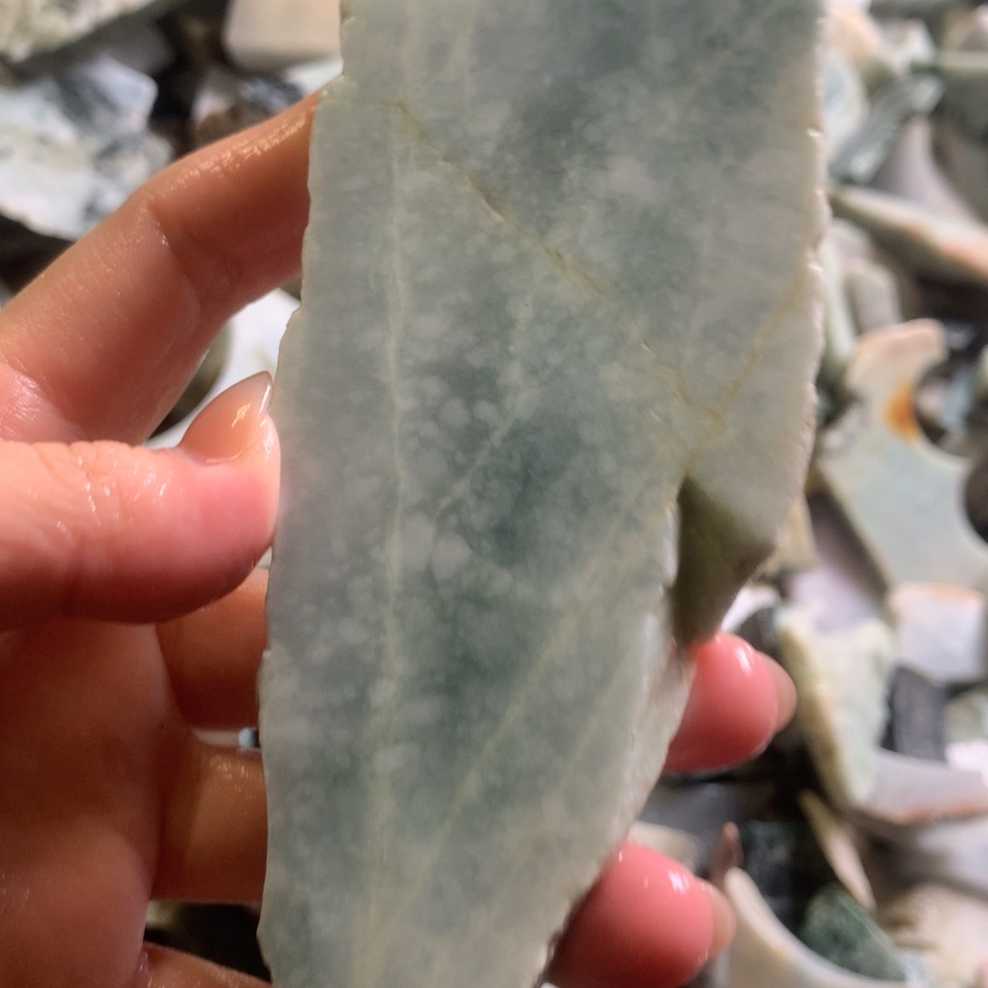 翡翠颈饰未镶嵌缅甸翡翠