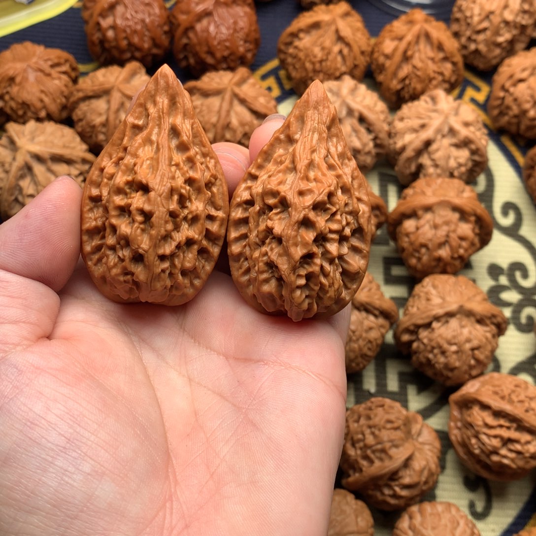 文玩核桃吊坠红樱枪55高