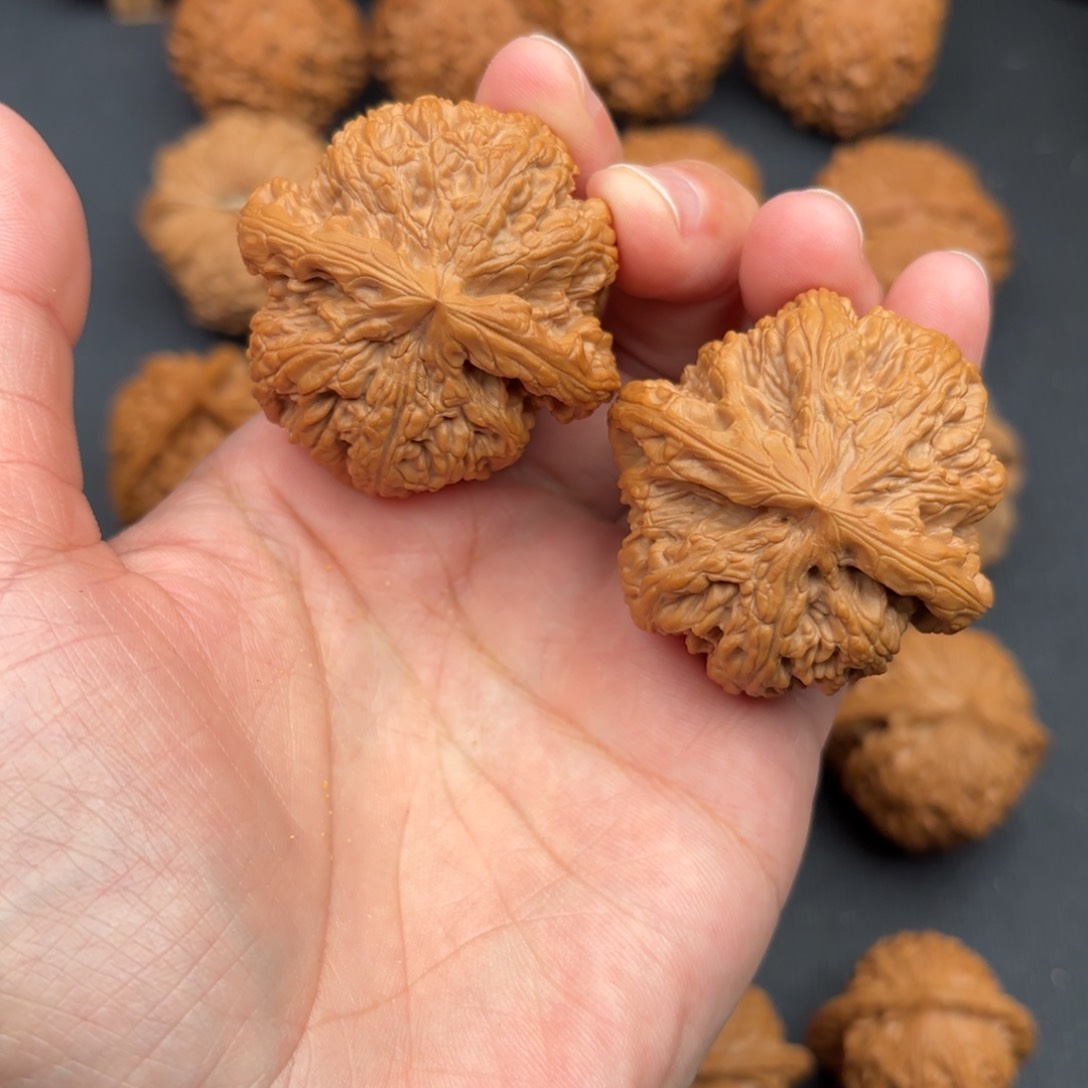 文玩核桃把件球筋45