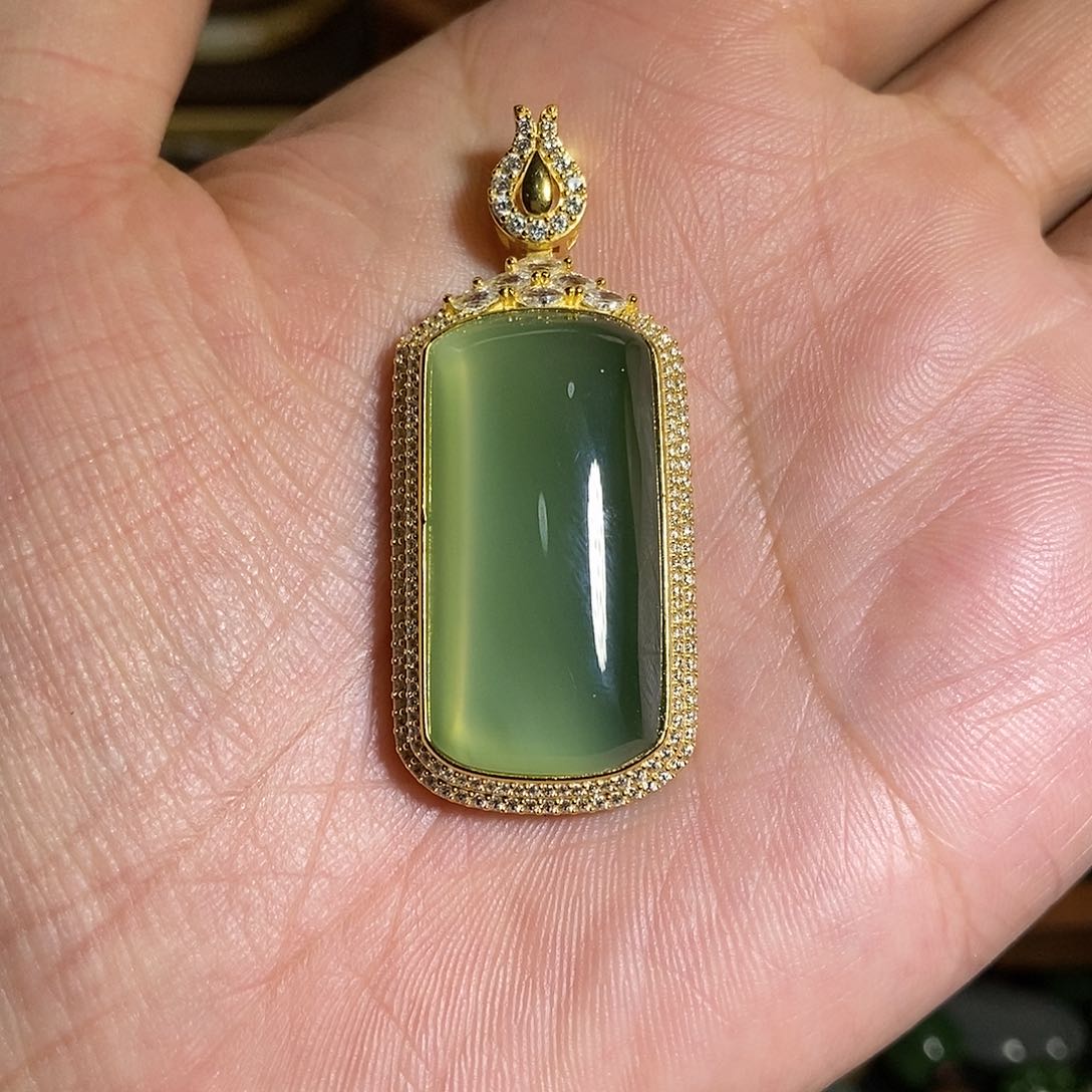【闪购商品】吊坠(不含链)银S925镶嵌和田玉（碧玉）柠****?
